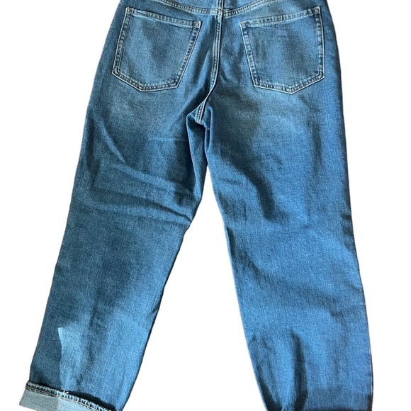Old Navy High Rise Distressed Denim - Picture 2 of 6